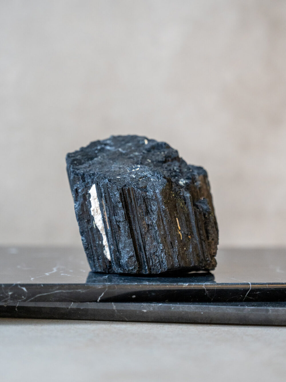 Turmalín surový minerál #7 – Obrázok 3